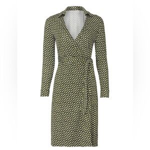 Diane von Furstenberg New Jeanne Two 100% Silk Wrap Dress Size 10 Abstract Print